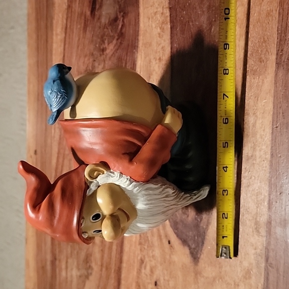 Cute and inappropriate garden gnome - Picture 7 of 8